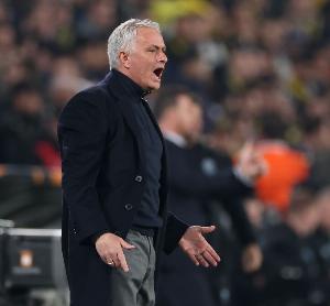 奇异果电脑版-记者：费内巴切即将报价杜兰 同时推动穆帅头号目标什克回归